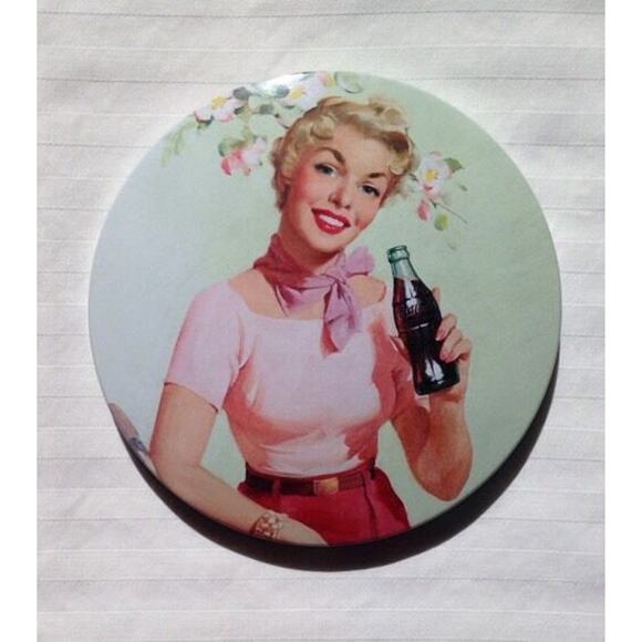 Coca-Cola Cherry Coke Lip Happiness Kit In A Collectable Tin (tin Inside too!) - Picture 3 of 8